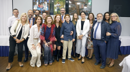 09/11/2022 Sonrisas y agradecimiento tras la celebración de la Cena Solidaria en Valencia