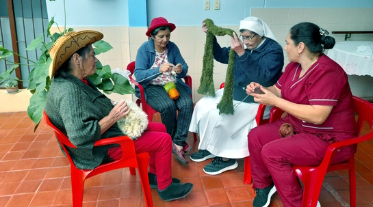 08/05/2023 Productos textiles artesanos de mujeres emprendedoras de arte y de sueños