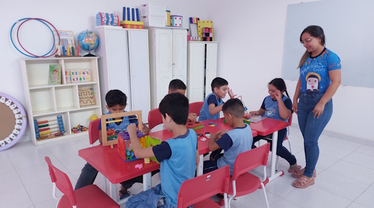 12/05/2025 Los niños de Breves dan las gracias a los benefactores de su educación