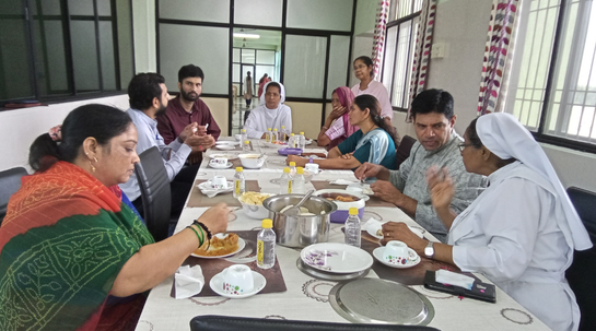 23/09/2025 El Hospital Ntra. Sra. del Pilar (Sanand, Gujarat) inaugura su comedor