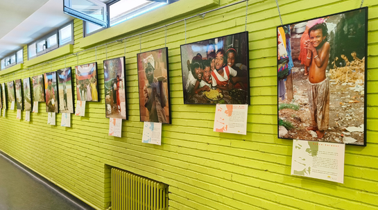 25/06/2026 La exposición fotográfica 'Infancia perdida en India' llega al Centro Cívico Lourdes de Tudela