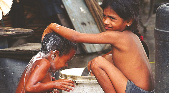 24/07/2017 Alerta: 2.100 millones de personas no tienen acceso a agua potable.