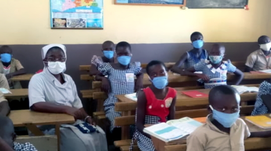 24/06/2020 Comienza la vuelta a la normalidad en la Escuela de Primaria de Komborodougou